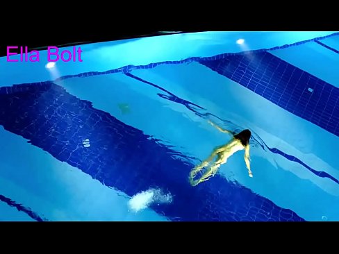 ❤️ Jeg kan ikke stoppe med at se, ung blondine fanget i at svømme nøgen i ELLA BOLT resort pool Kvalitets porno at da.mass-pr.ru ❌❤