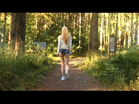 ❤️ Smuk kvinde bevæger sig langsomt, ikke nøgen video Kvalitets porno at da.mass-pr.ru ❌❤